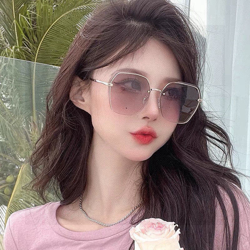 China Replica Chanel Sunglasses 28usd Only
