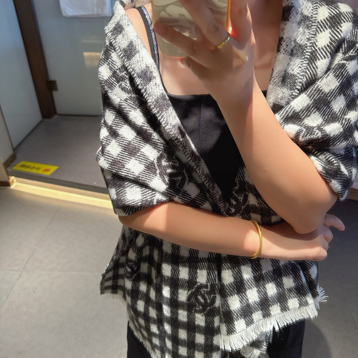 China Replica Chanel Scarf 64usd Only