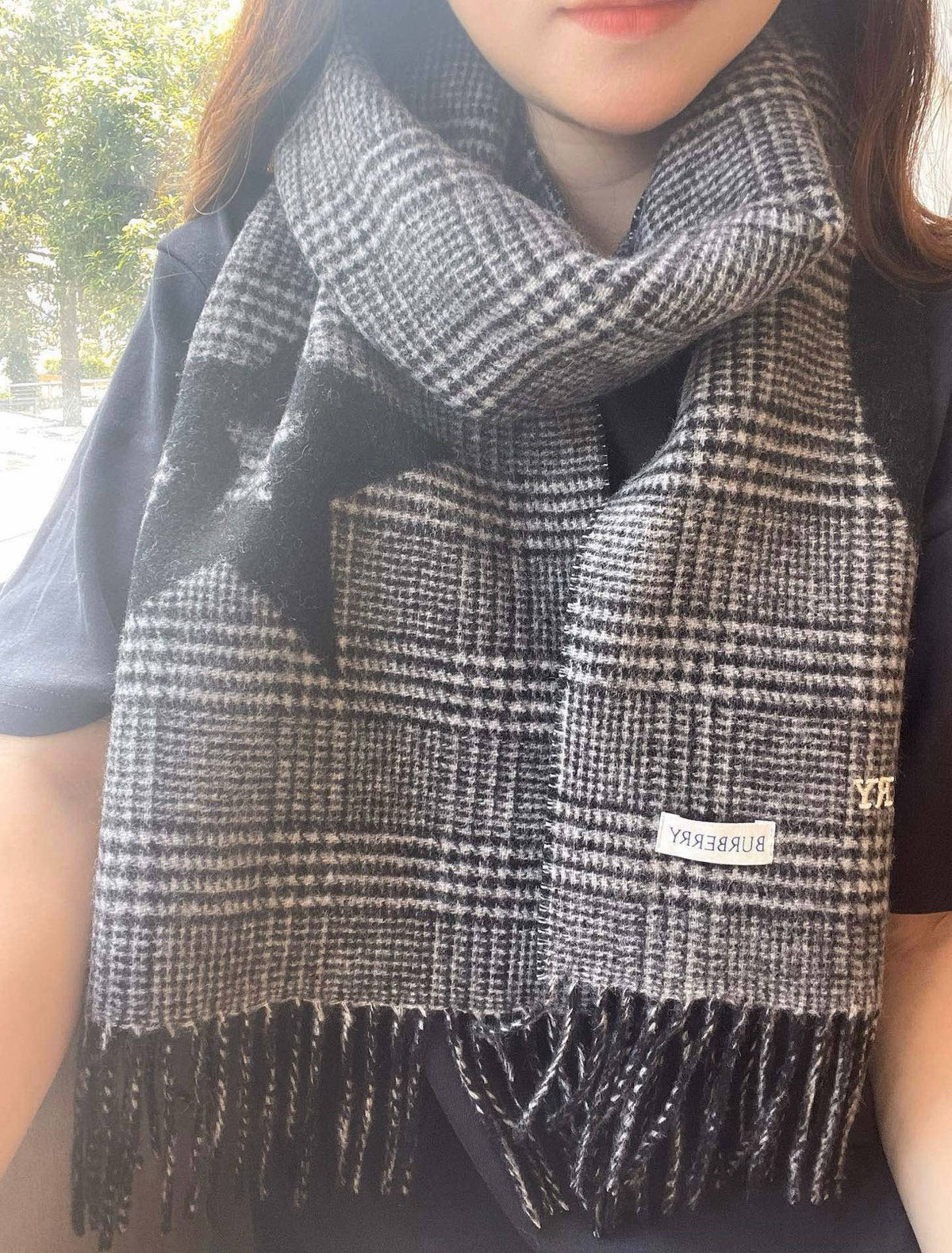 China Replica Burberry Scarf 54usd Only
