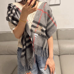 China Replica Burberry Scarf 38usd Only