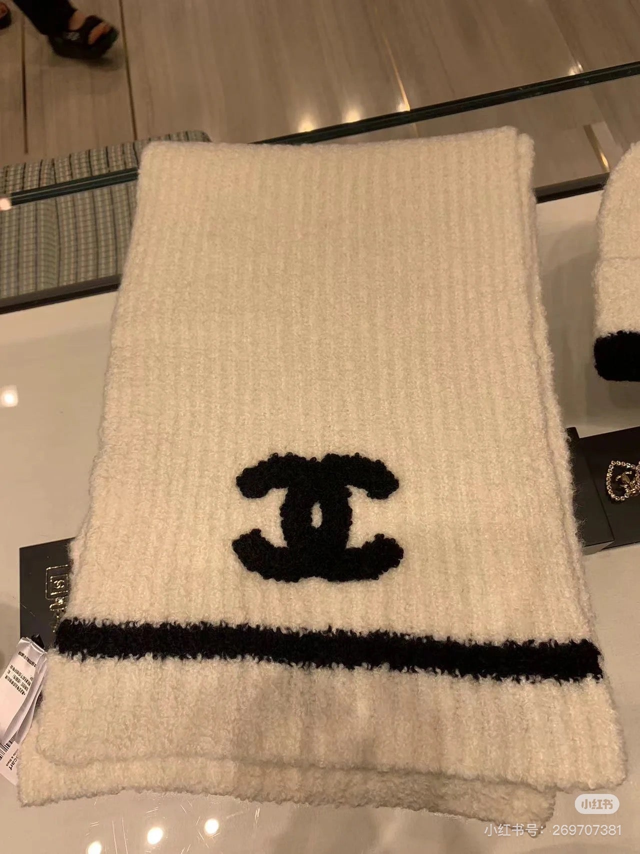 China Replica Chanel Scarf 50usd Only