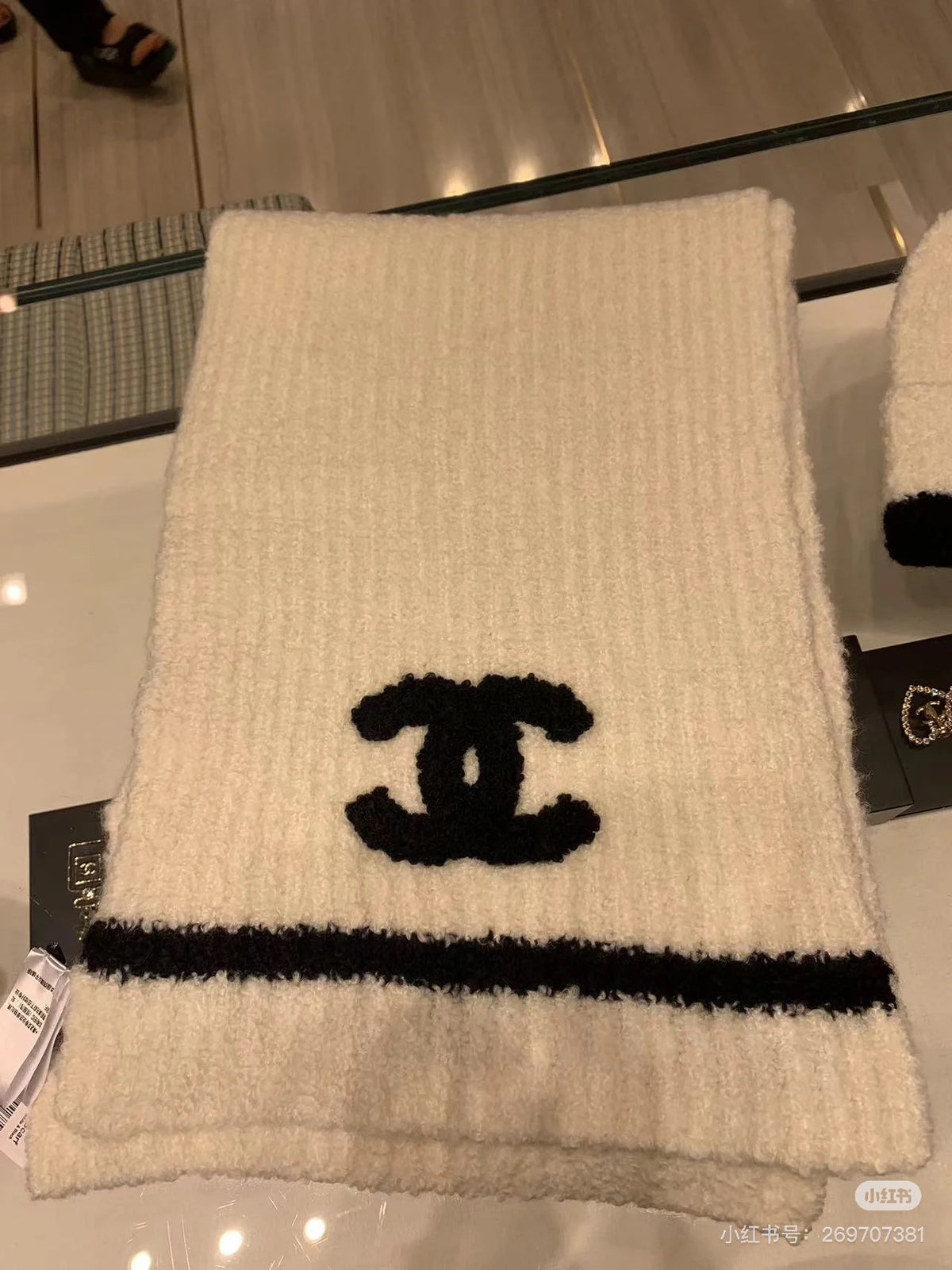 China Replica Chanel Scarf 50usd Only