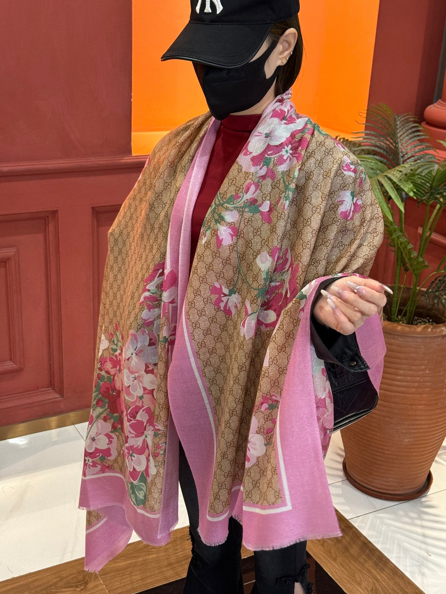 China Replica Gucci Scarf 78usd Only