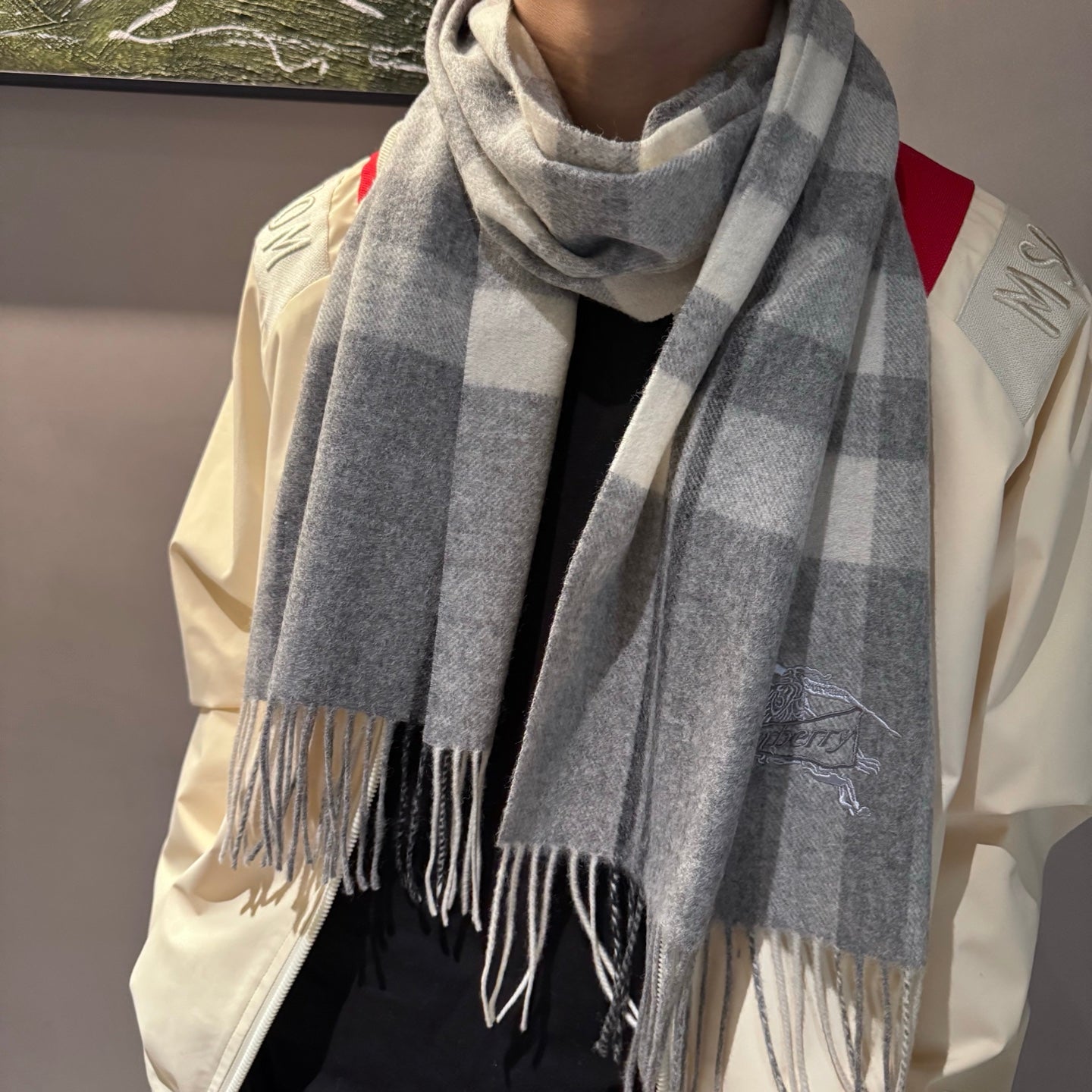 China Replica Burberry Scarf 44usd Only