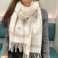 China Replica Loewe Scarf 48usd Only