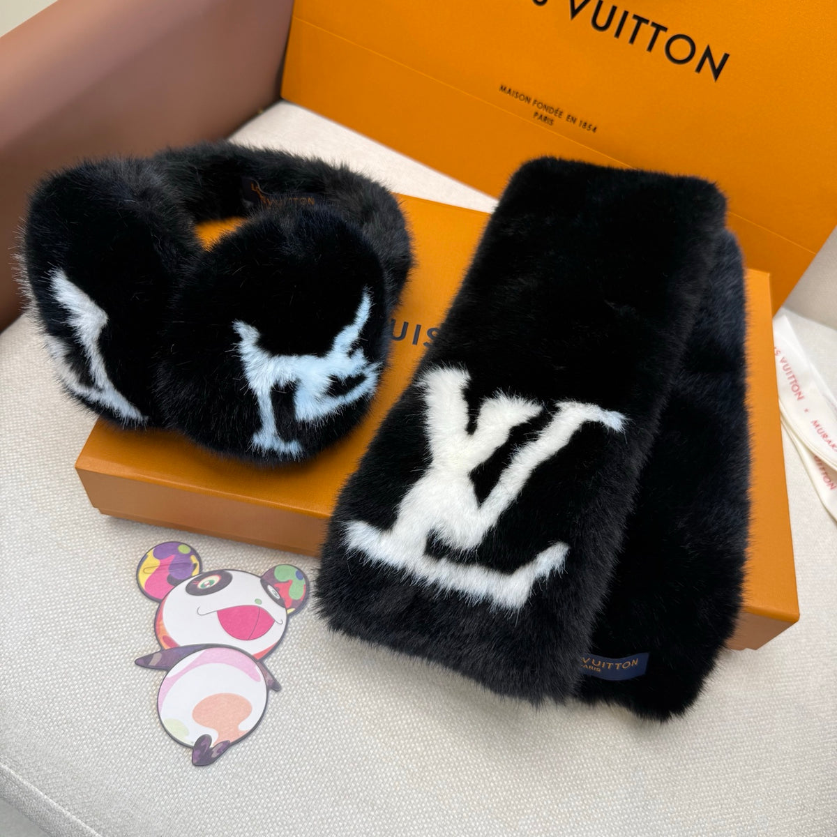 China Replica LV Scarf 60usd Only