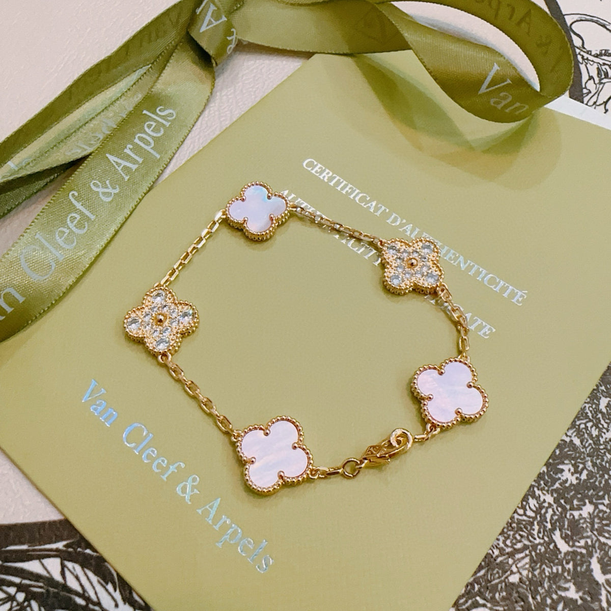 China Replica Van Cleef Arpels Bracelets 40usd Only