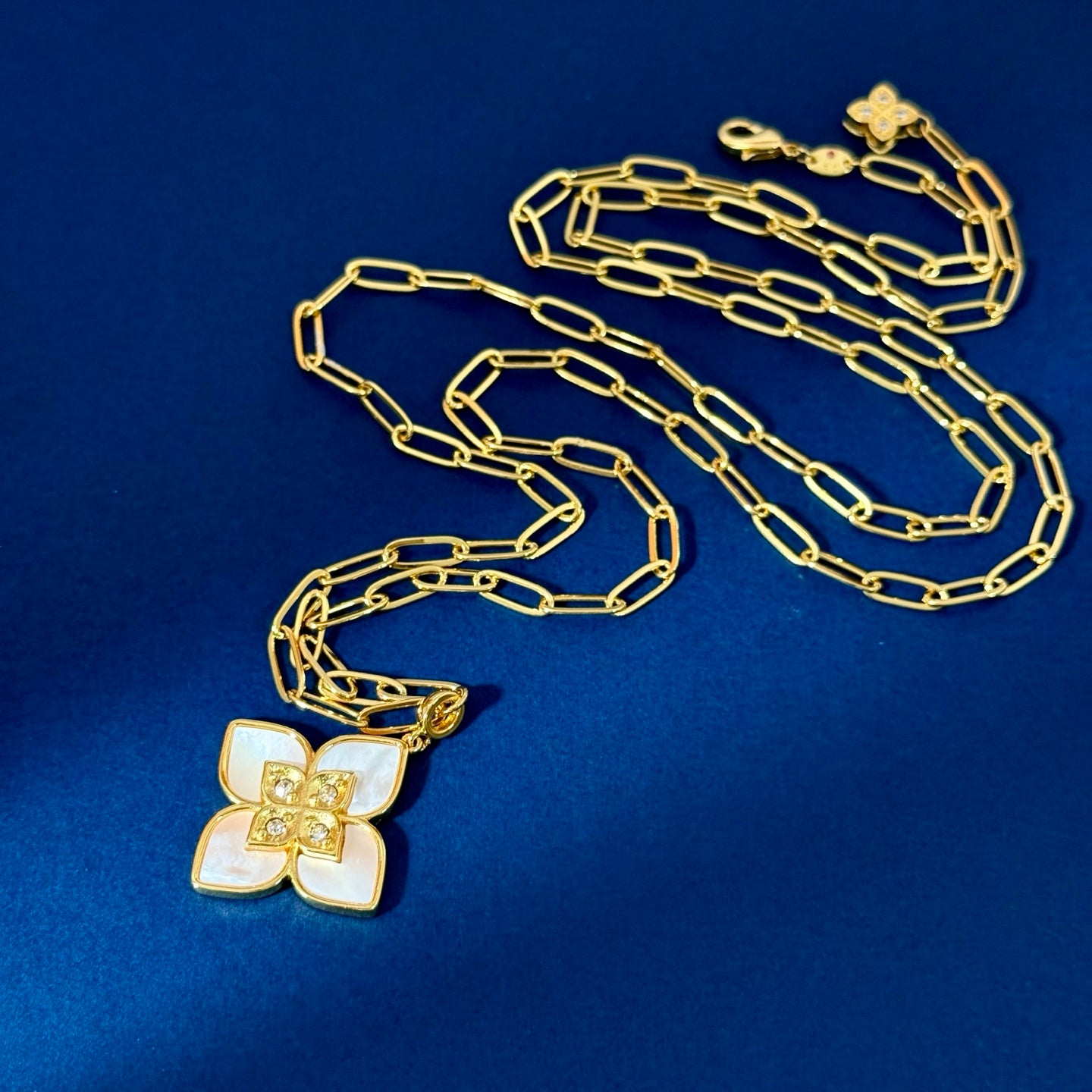 China Replica Van Cleef Arpels Necklaces 39usd Only