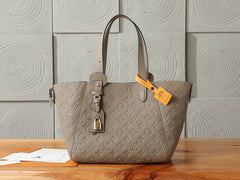 China Replica LV Handbags 156usd Only