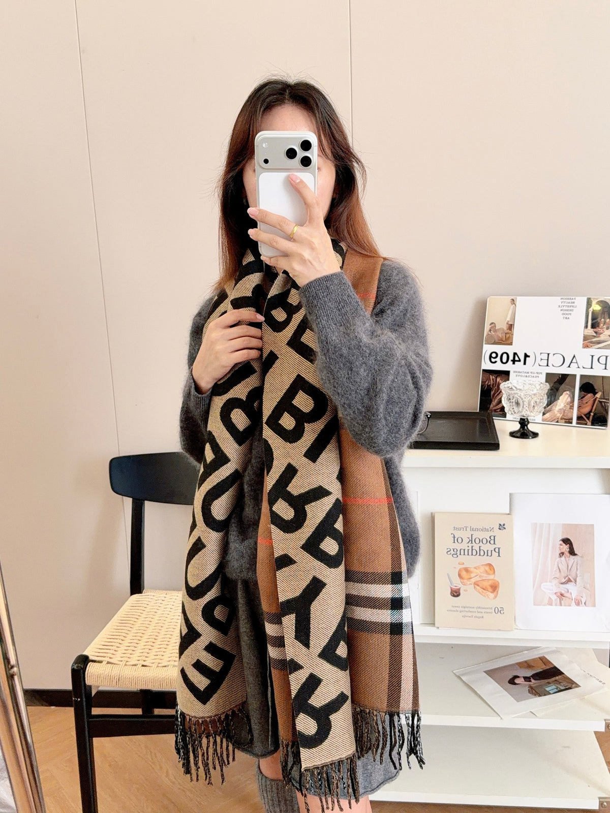 China Replica Burberry Scarf 16usd Only