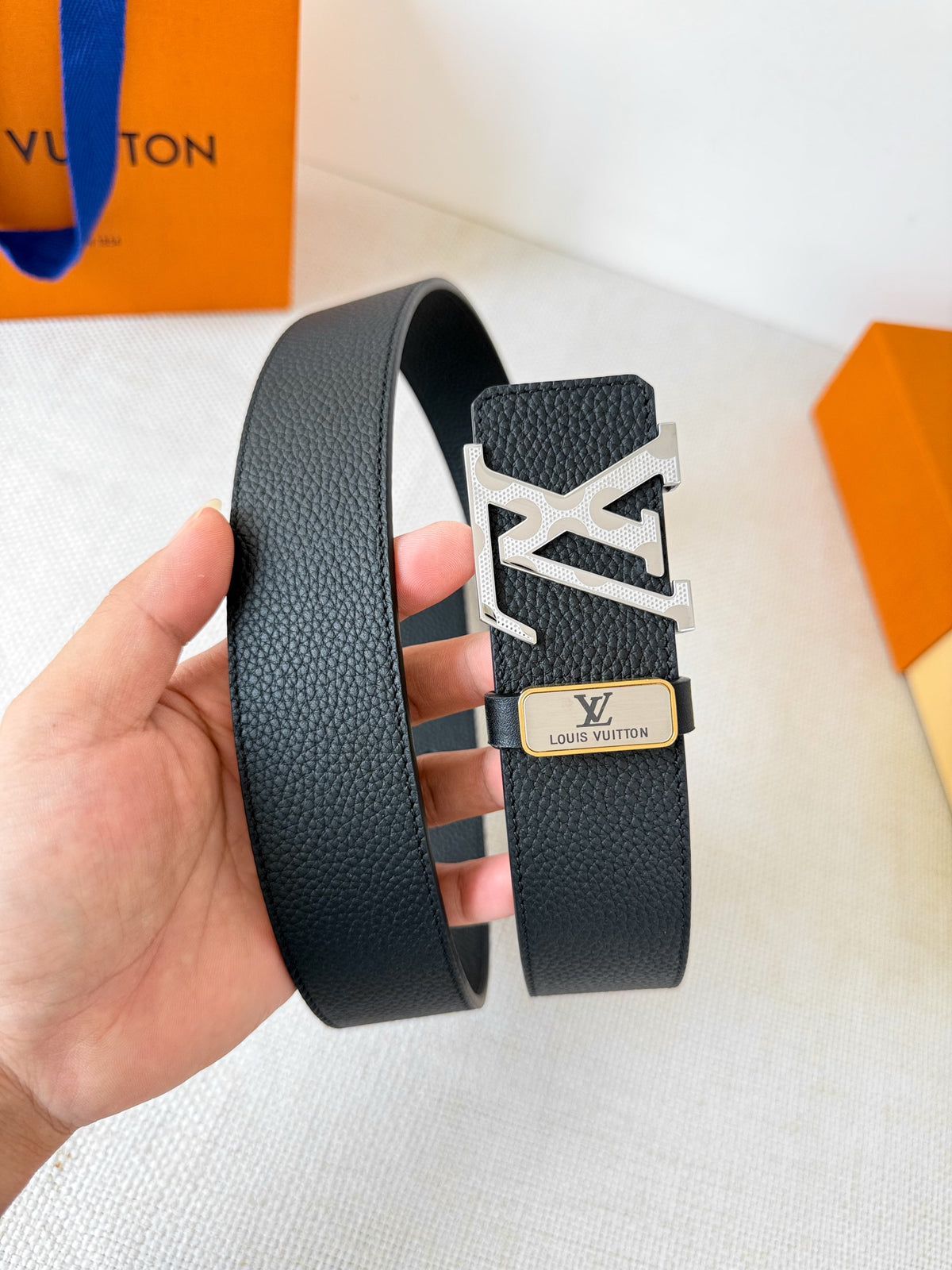 China Replica LV Belts 52usd Only