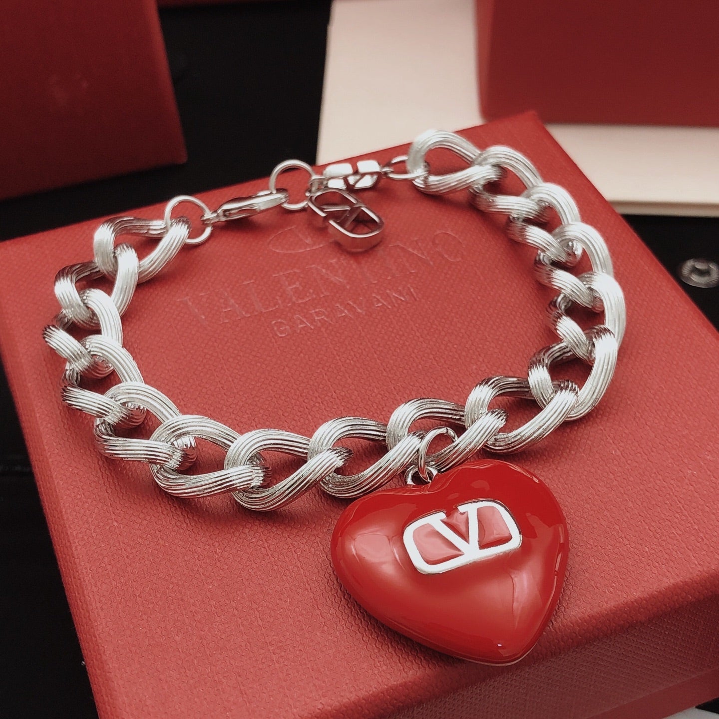 China Replica Valentino Bracelets 30usd Only
