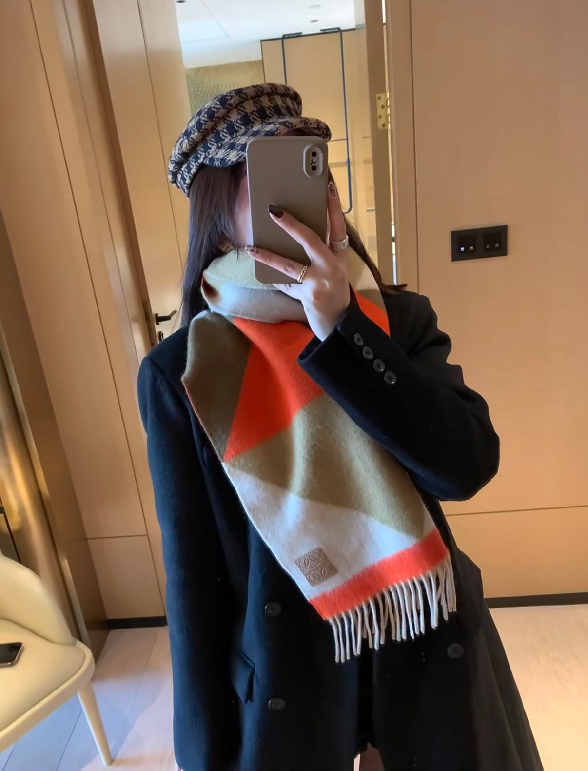 China Replica Loewe Scarf 48usd Only