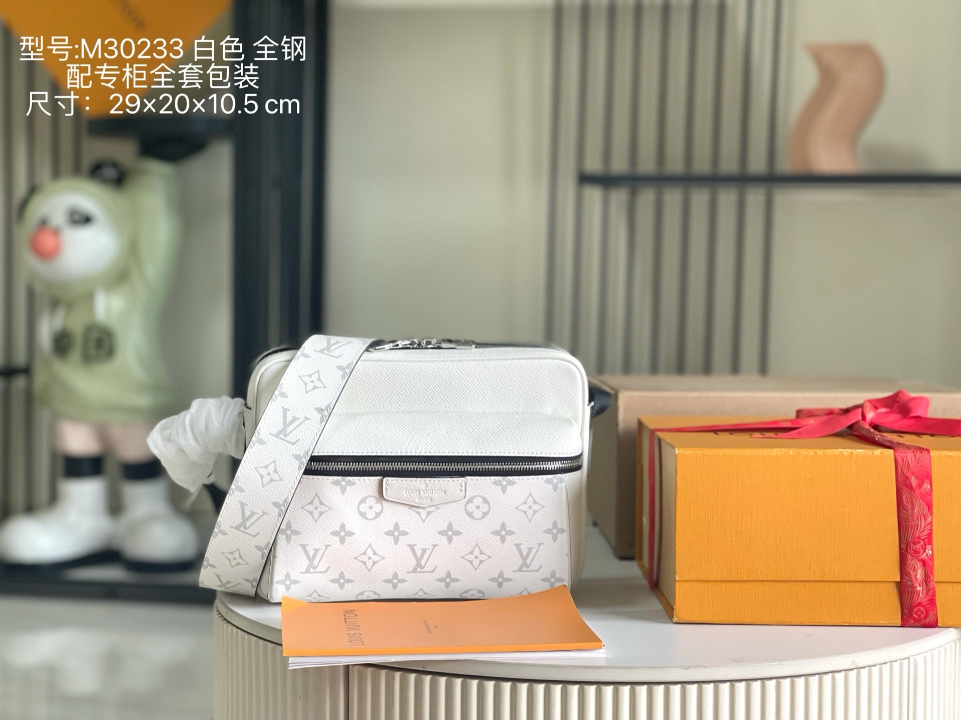 China Replica LV Handbags 246usd Only