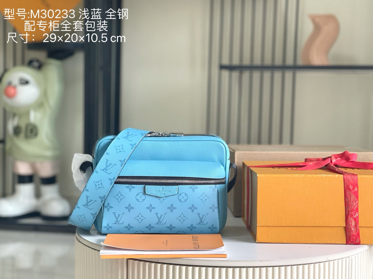 China Replica LV Handbags 246usd Only