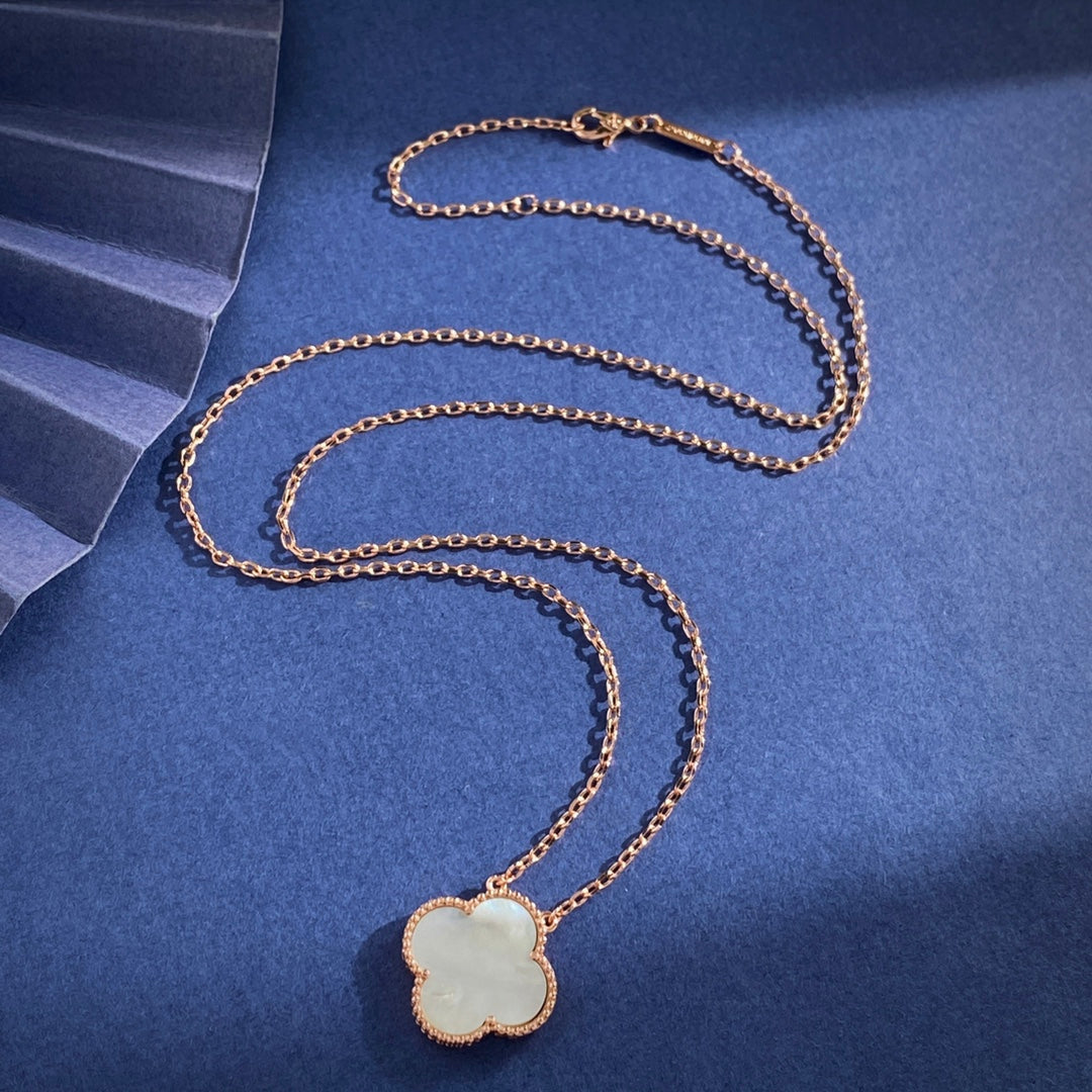 China Replica Van Cleef Arpels Necklaces 30usd Only