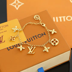 China Replica LV Bracelets 30usd Only