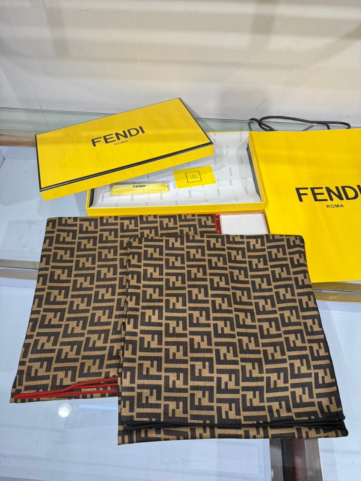 China Replica Fendi Scarf 94usd Only