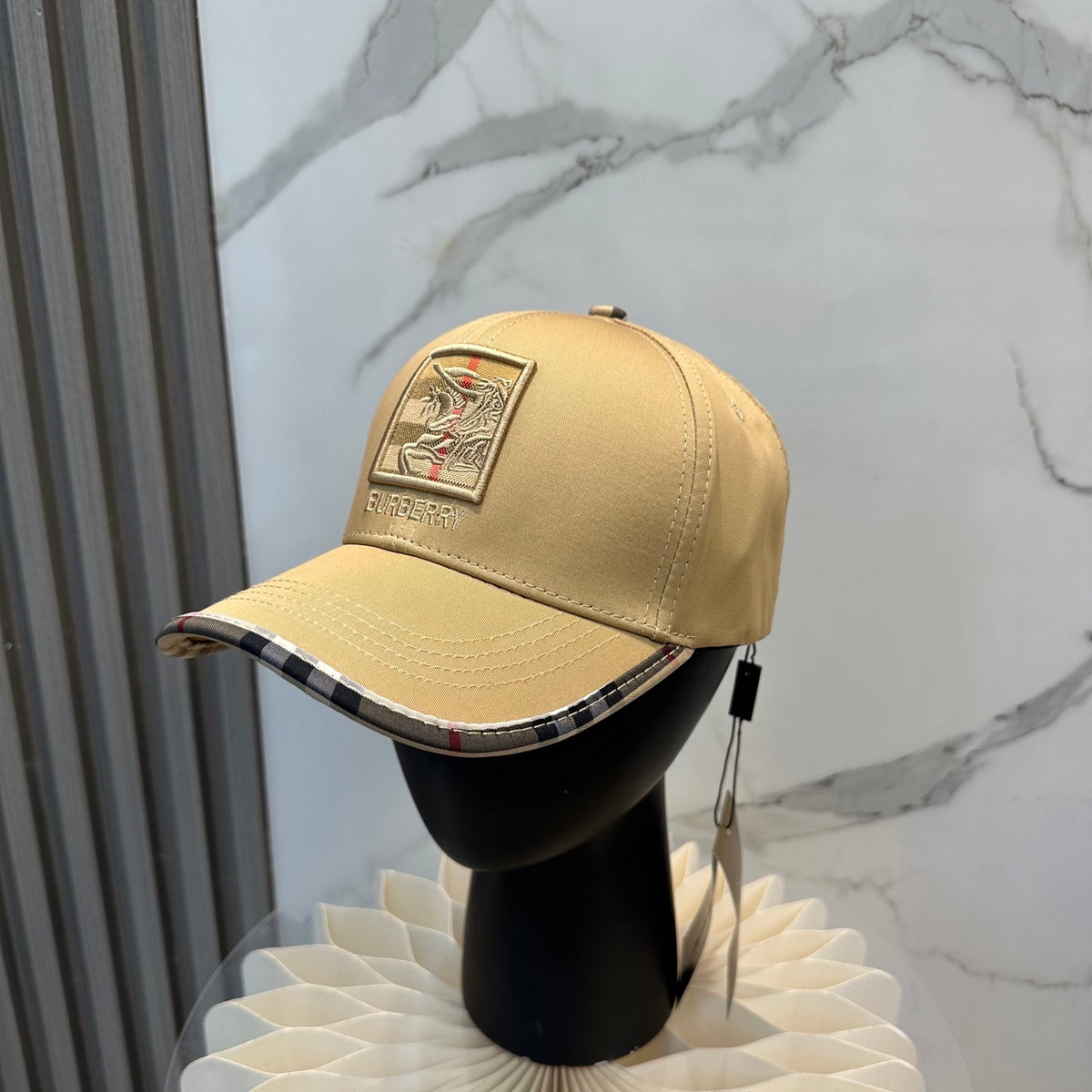 China Replica Burberry Hats 20usd Only