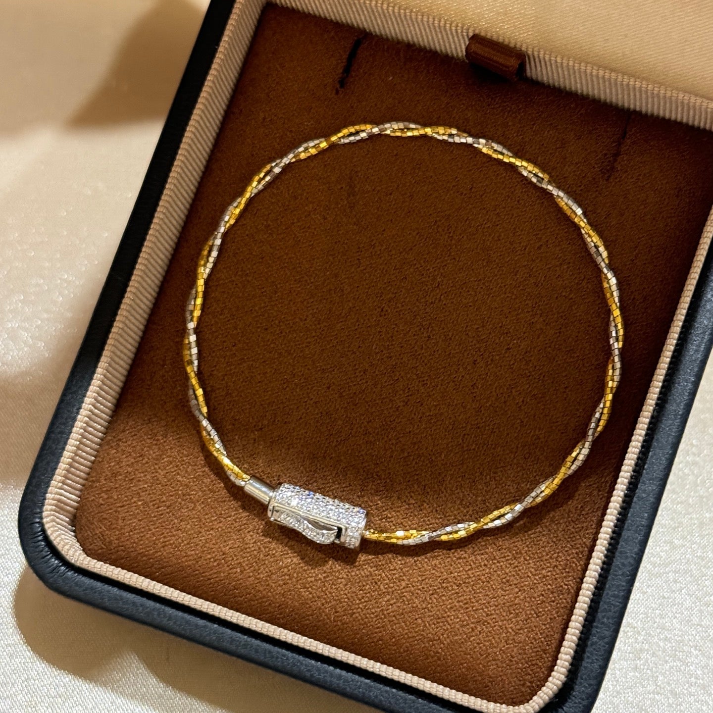 China Replica Gucci Bracelets 72usd Only