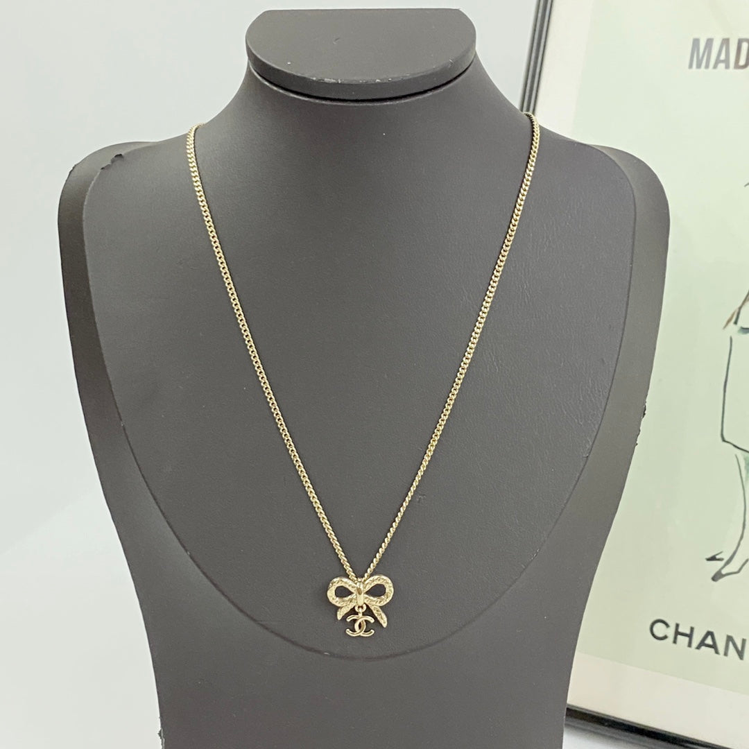 China Replica Chanel Necklaces 30usd Only