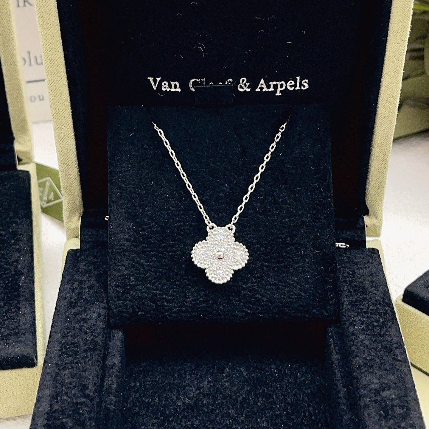 China Replica Van Cleef Arpels Necklaces 32usd Only