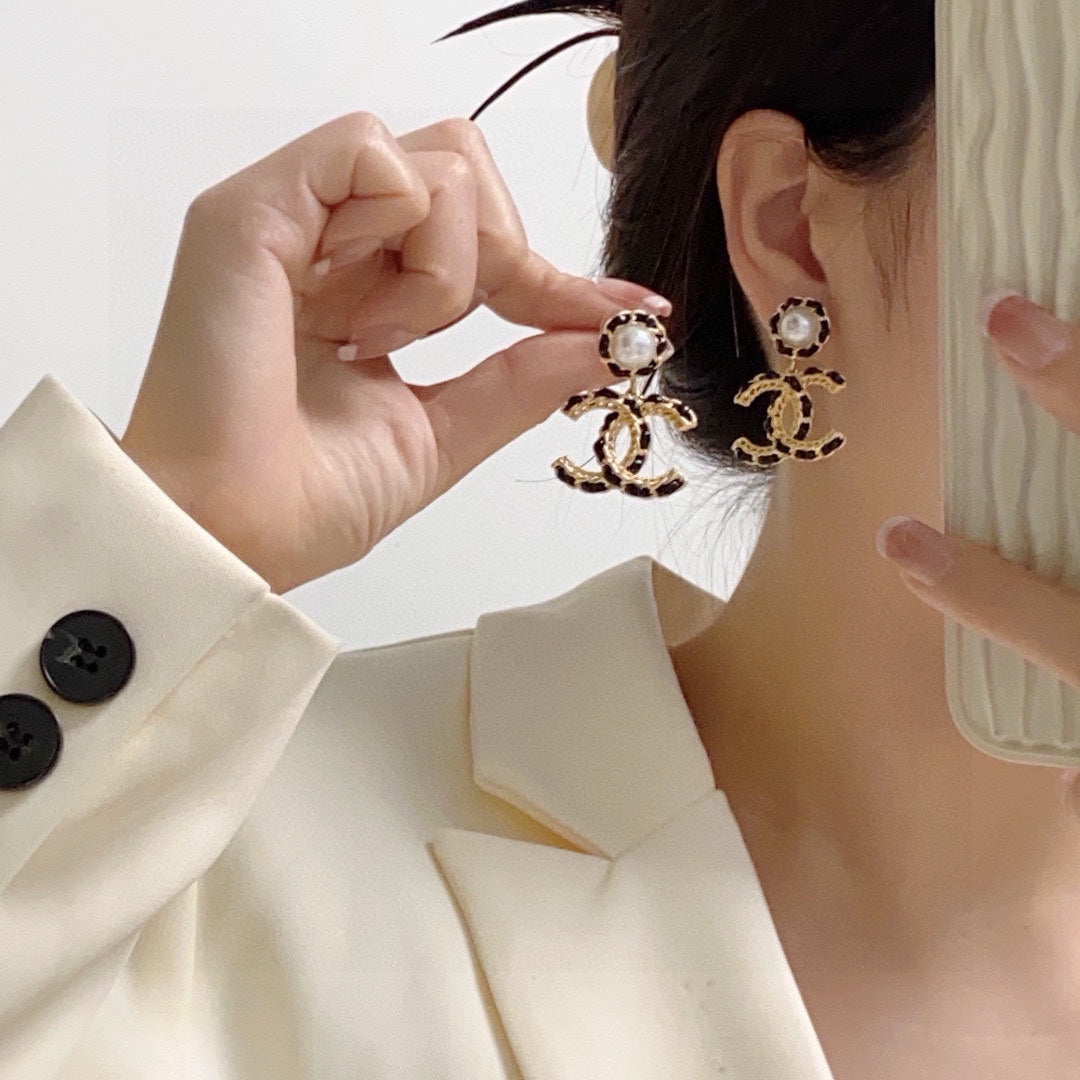 China Replica Chanel Earrings 22usd Only