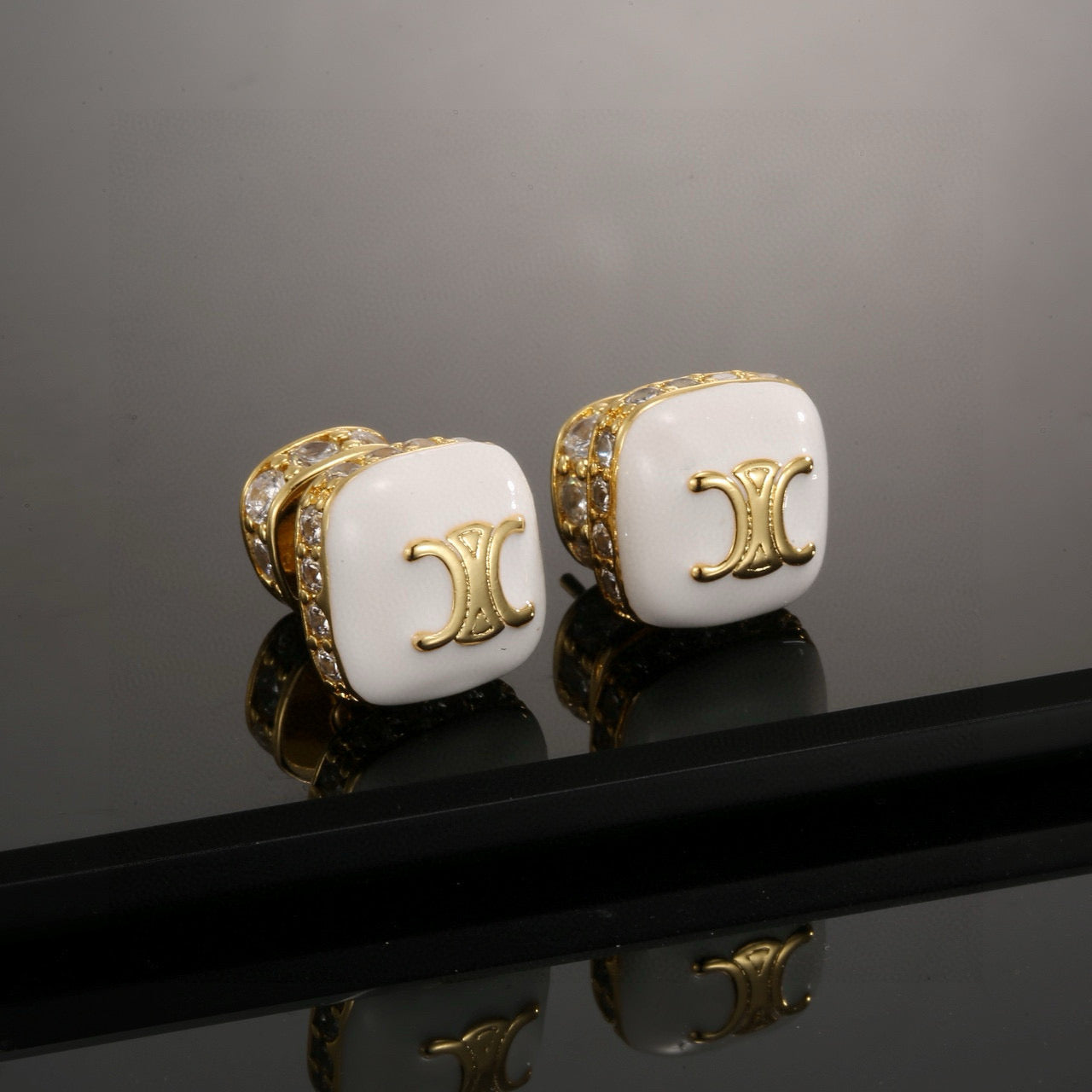 China Replica Celine Earrings 20usd Only