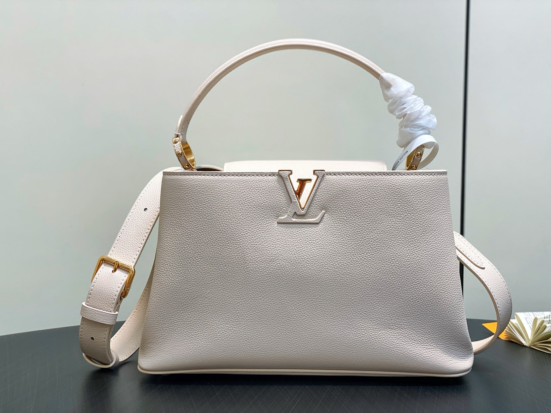 China Replica LV Handbags 345usd Only