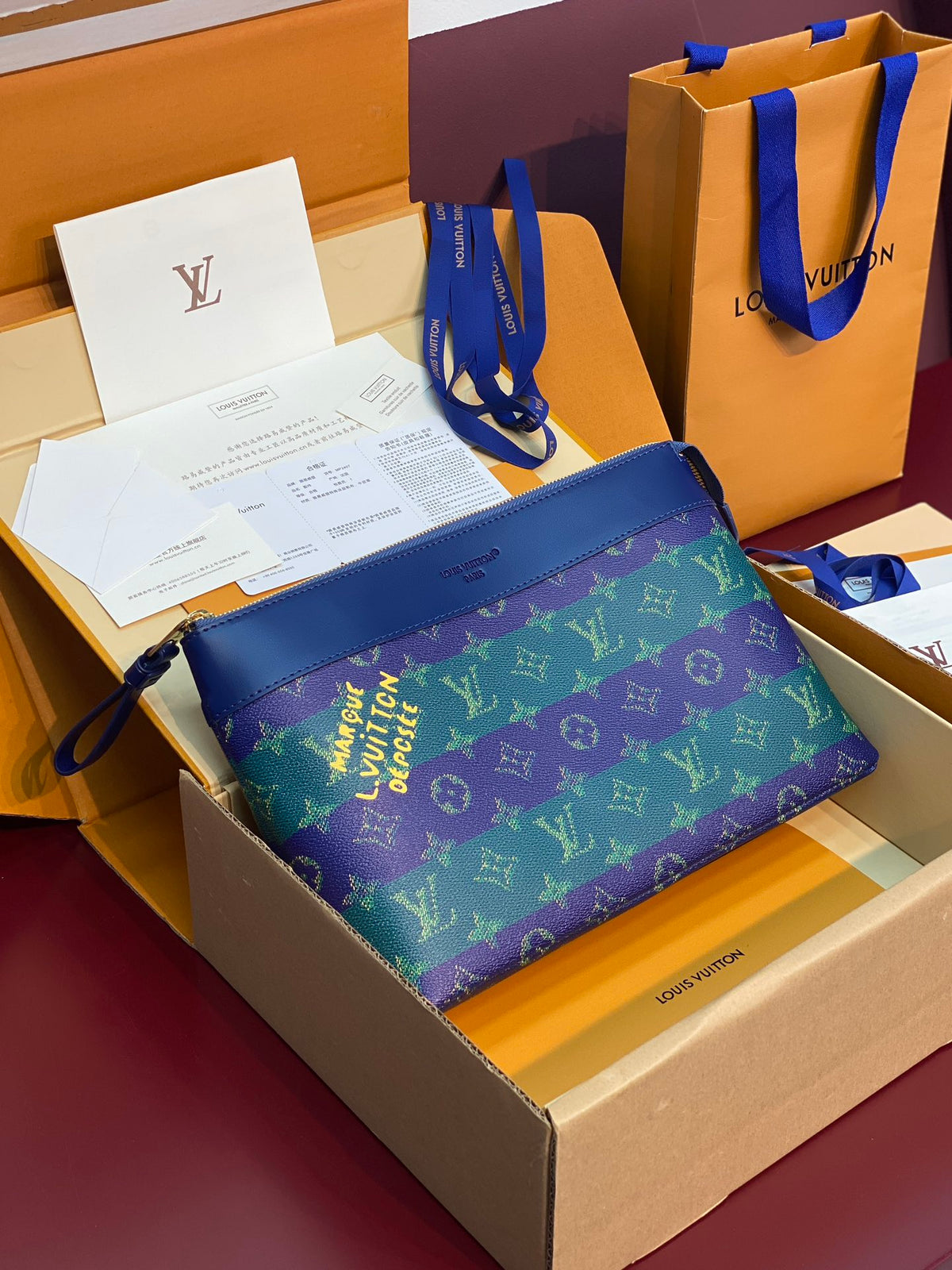 China Replica LV Handbags 93usd Only