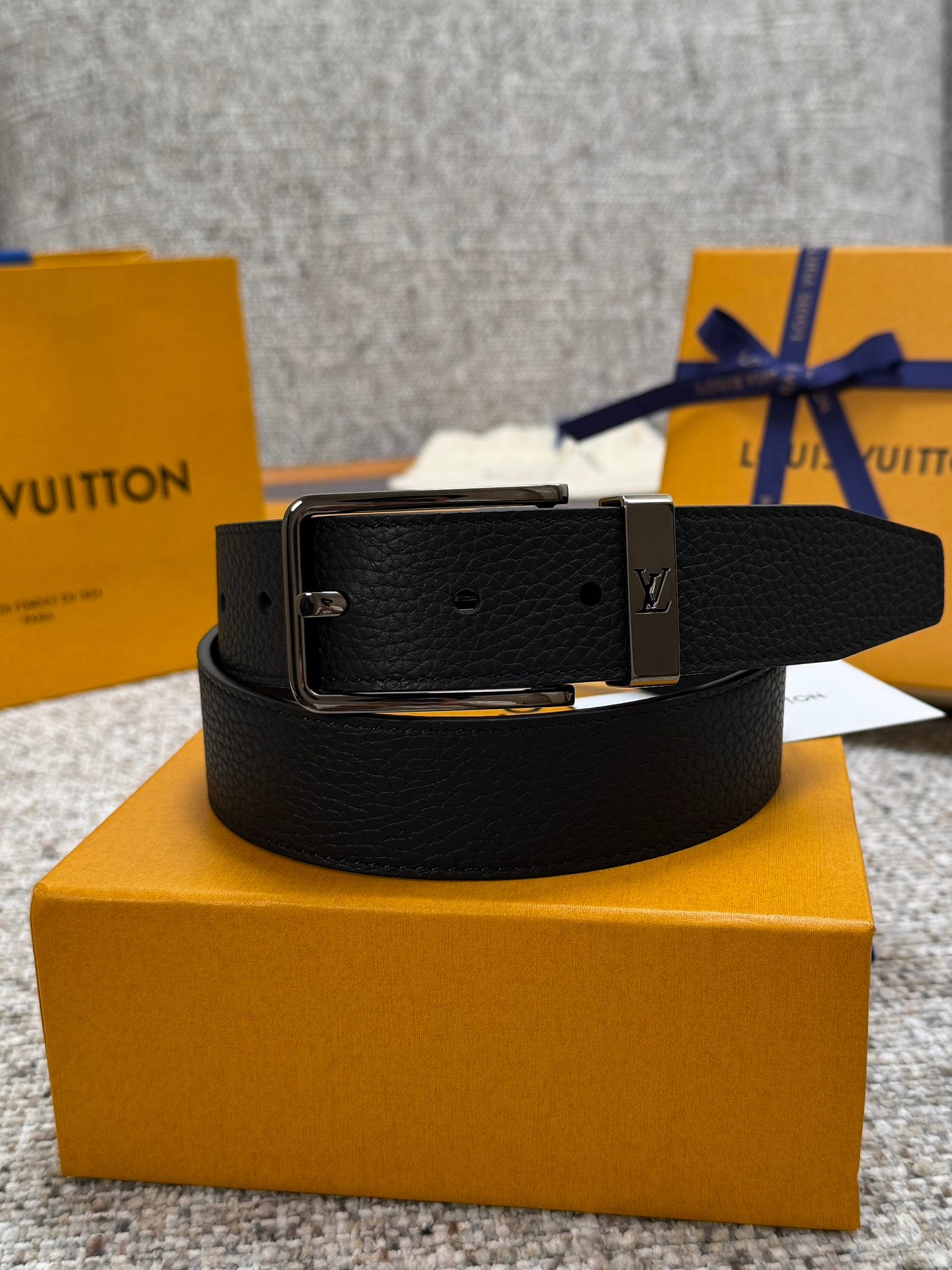China Replica LV Belts 49usd Only