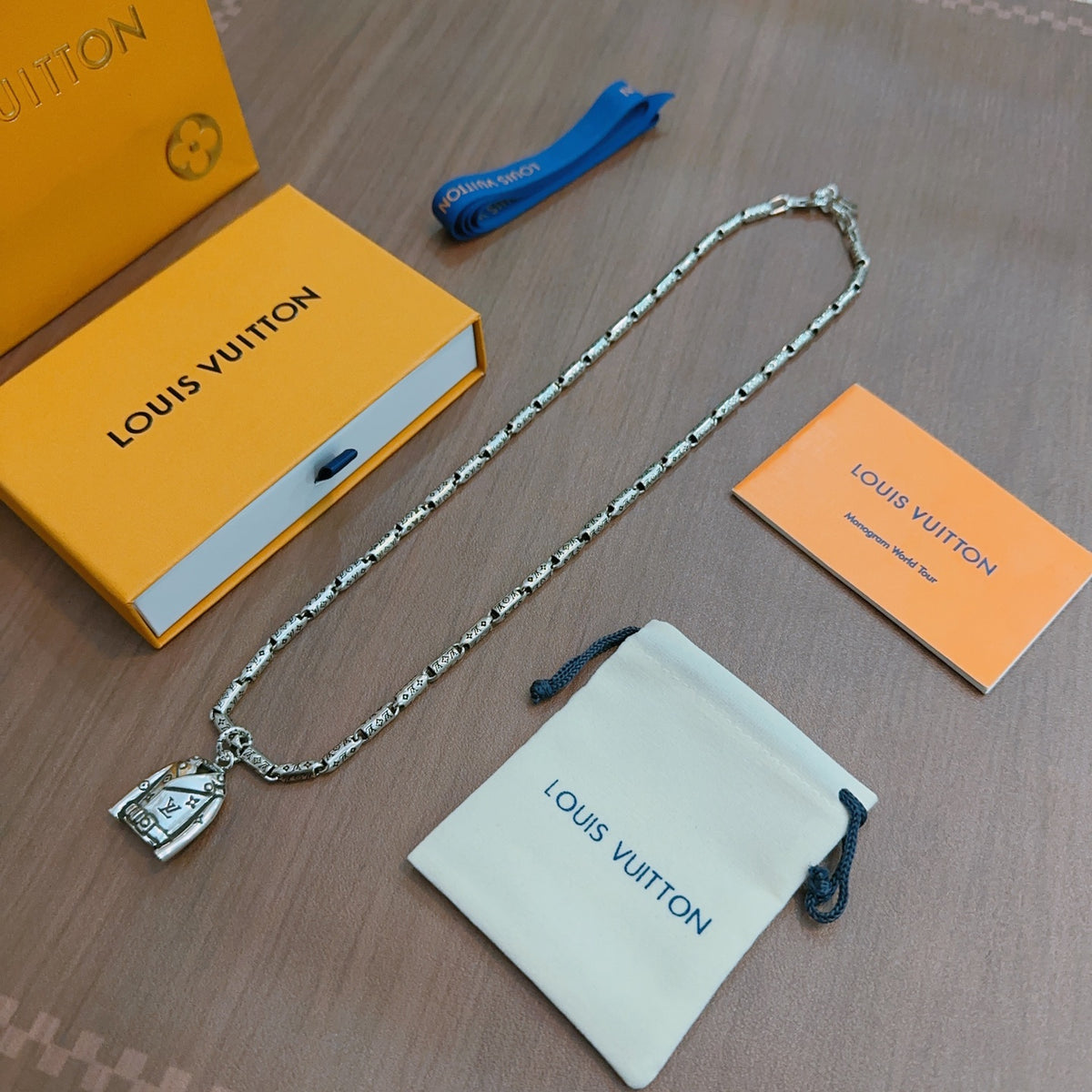 China Replica LV Necklaces 72usd Only