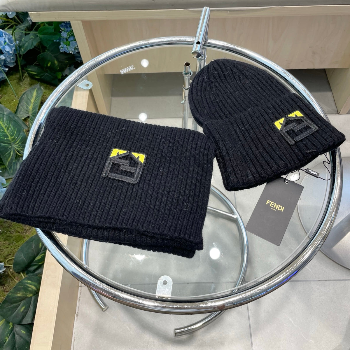 China Replica Fendi Scarf 58usd Only