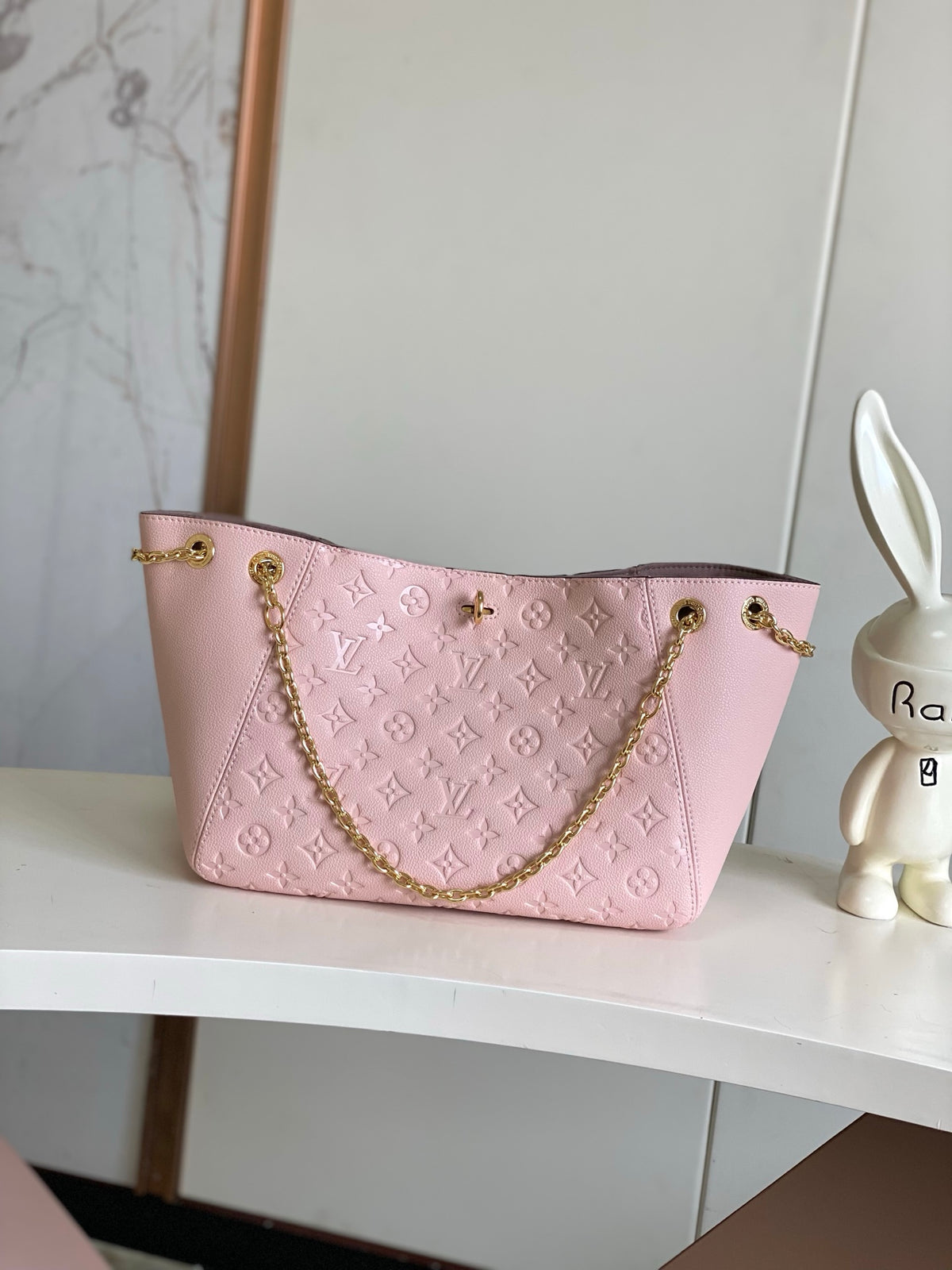 China Replica LV Handbags 141usd Only