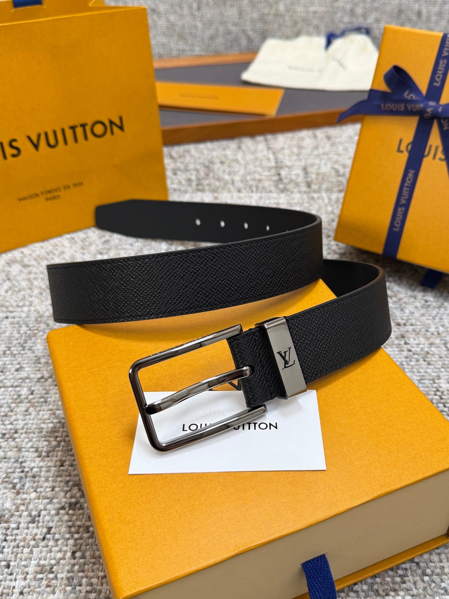 China Replica LV Belts 49usd Only