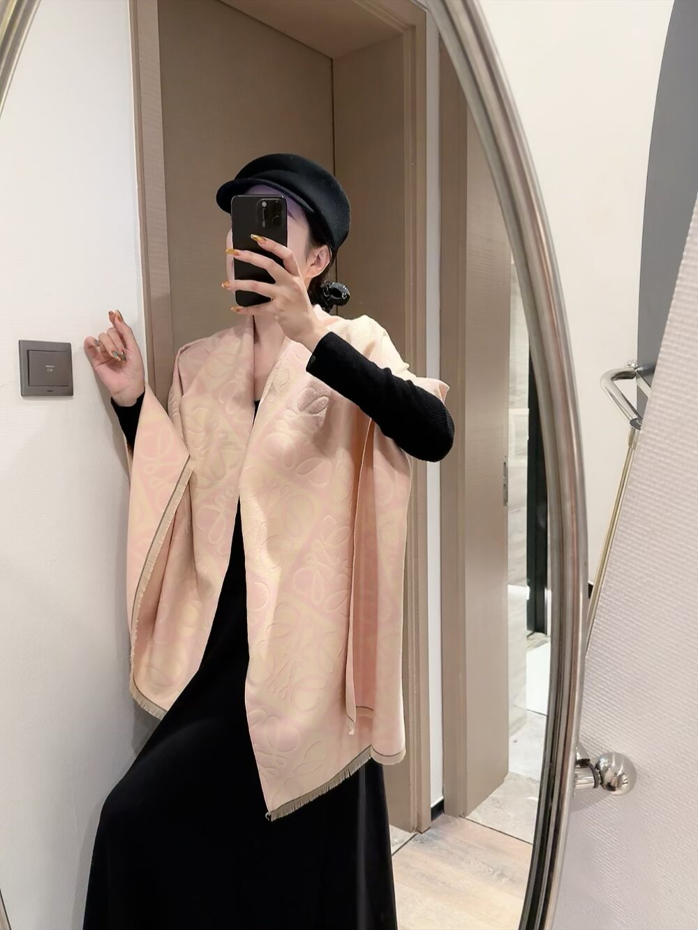 China Replica Loewe Scarf 15usd Only