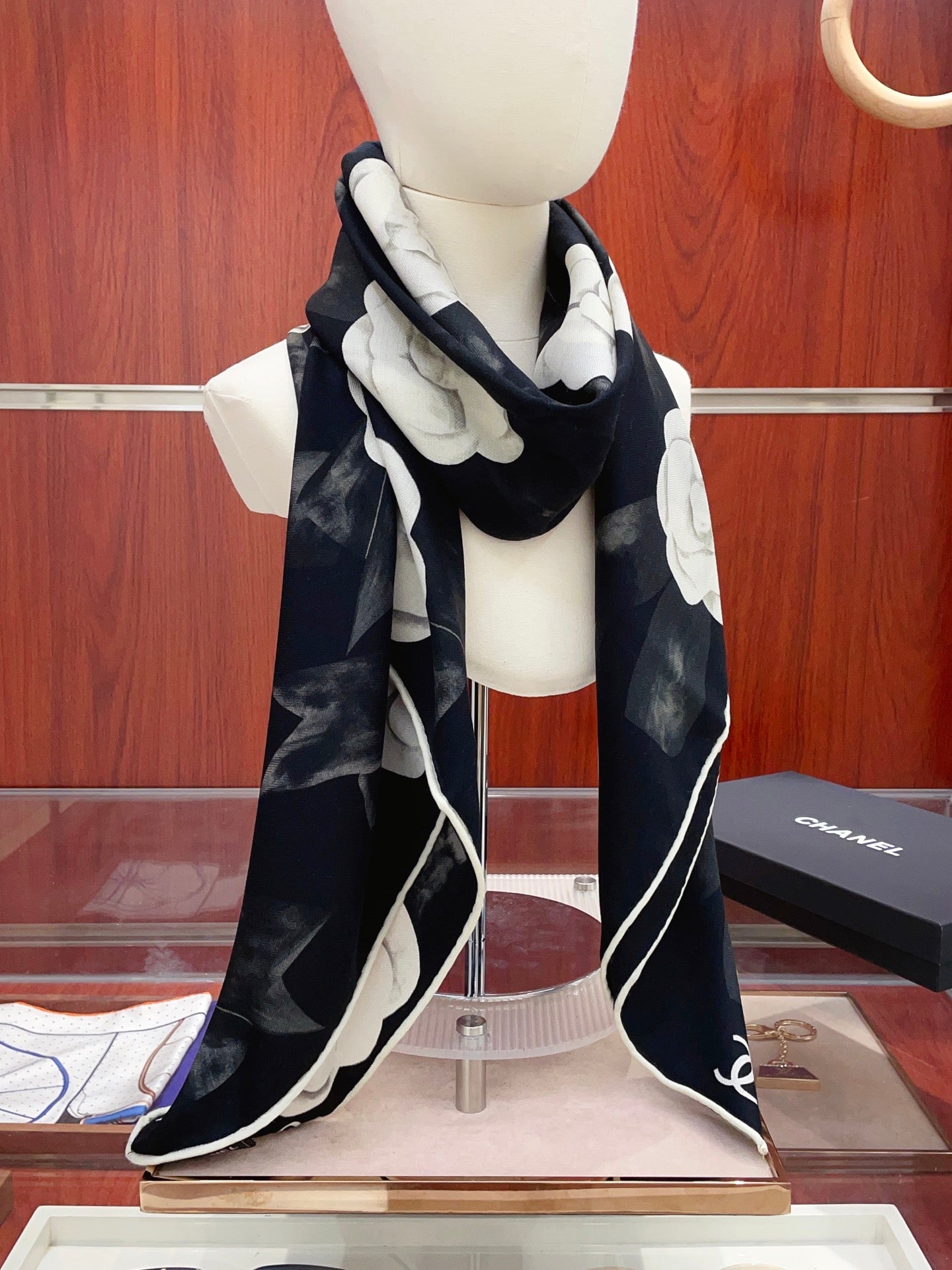 China Replica Chanel Scarf 78usd Only