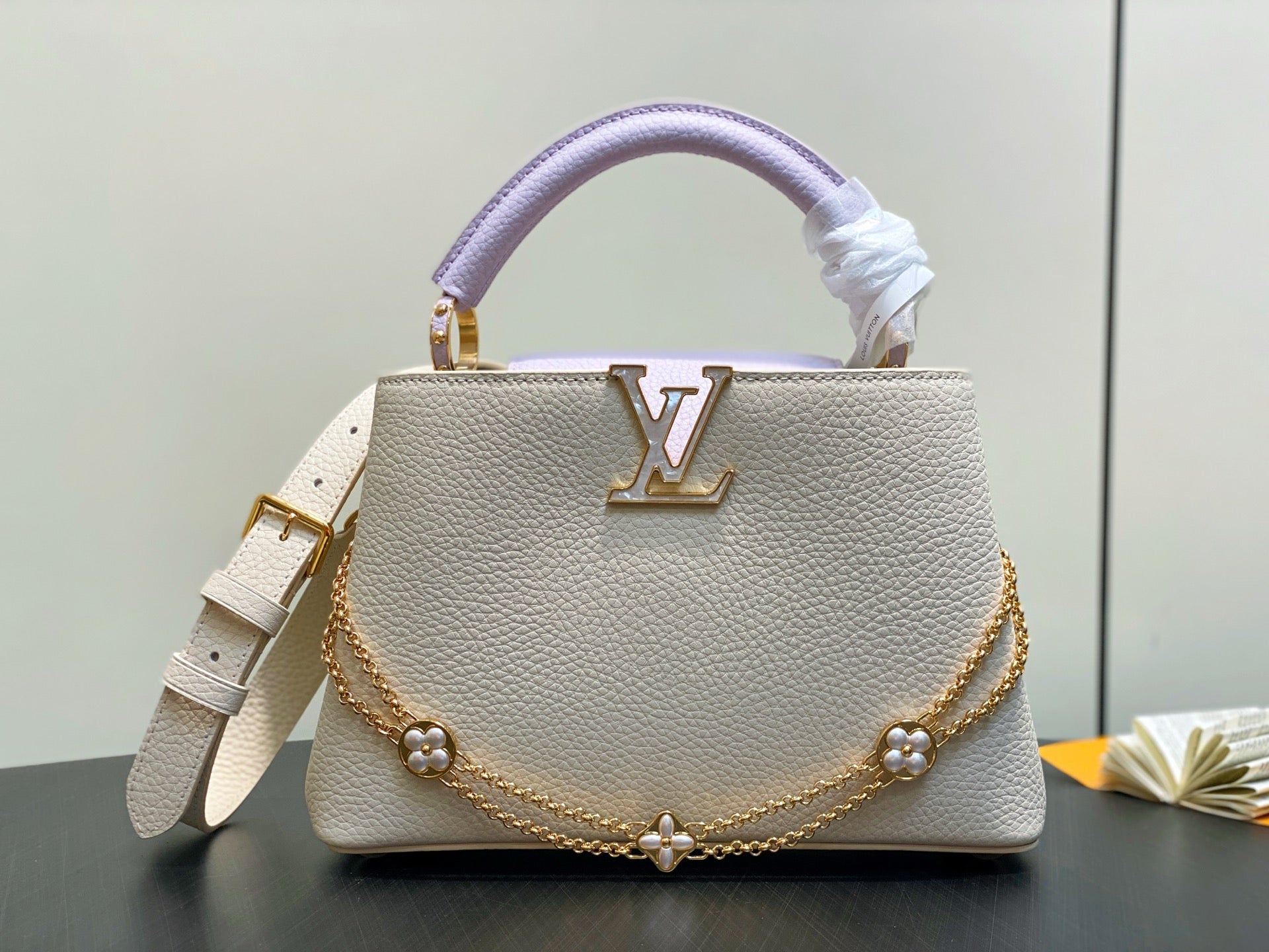 China Replica LV Handbags 360usd Only