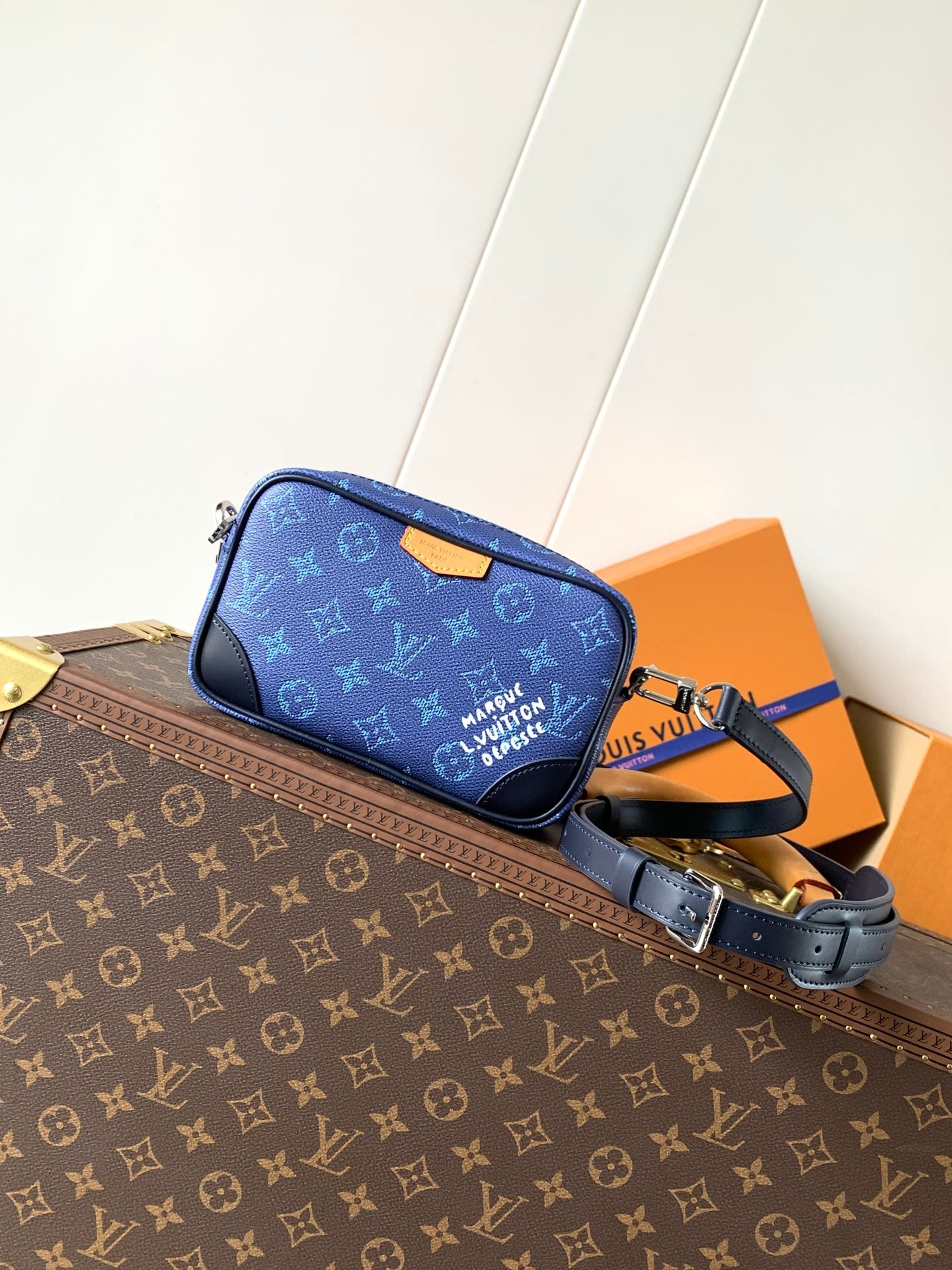 China Replica LV Handbags 123usd Only