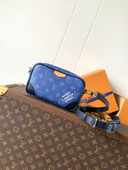 China Replica LV Handbags 123usd Only