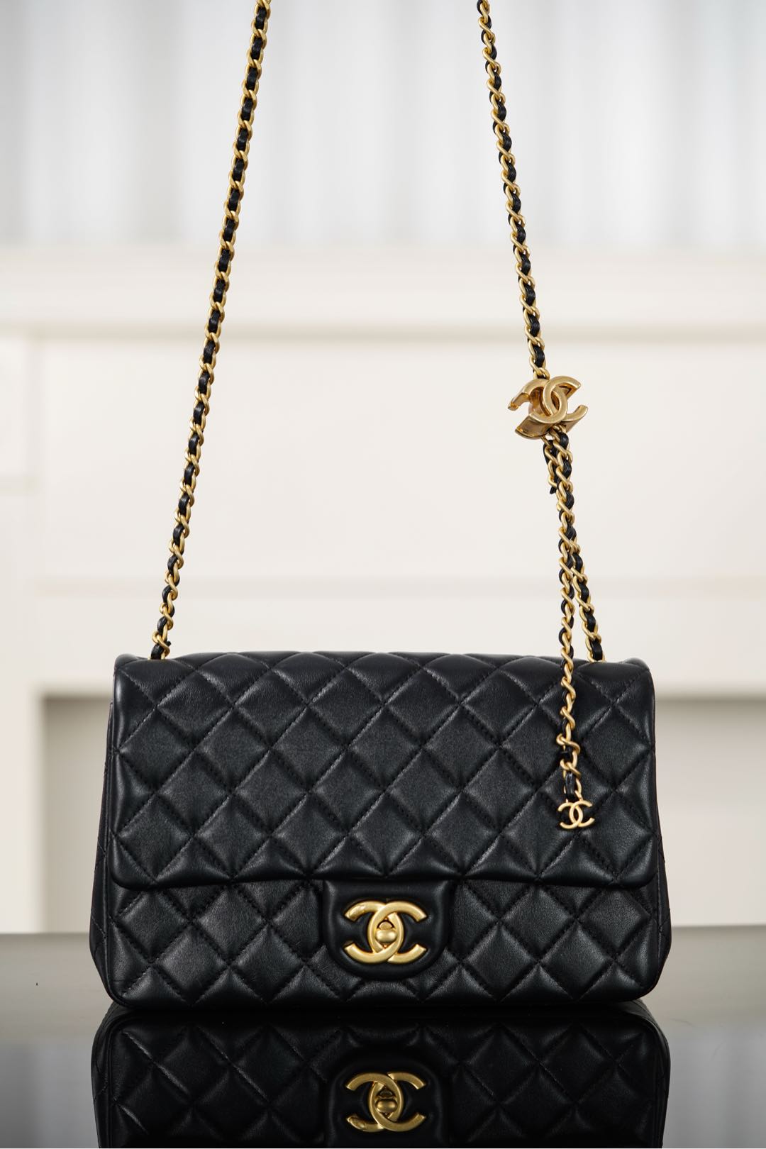 China Replica Chanel Handbags 384usd Only