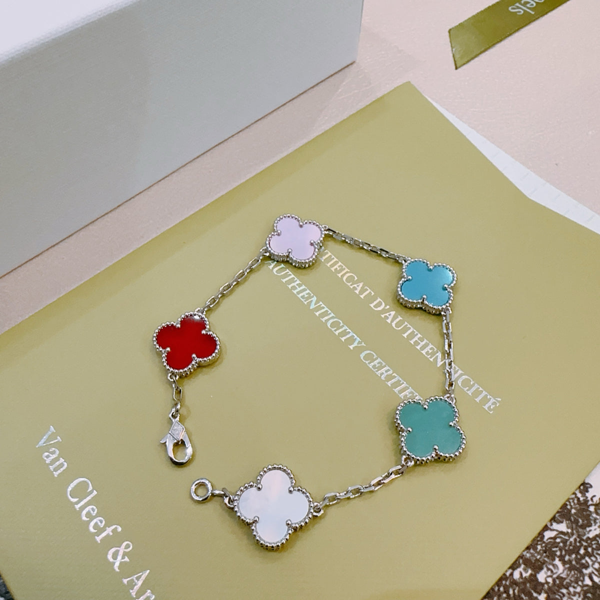 China Replica Van Cleef Arpels Bracelets 40usd Only
