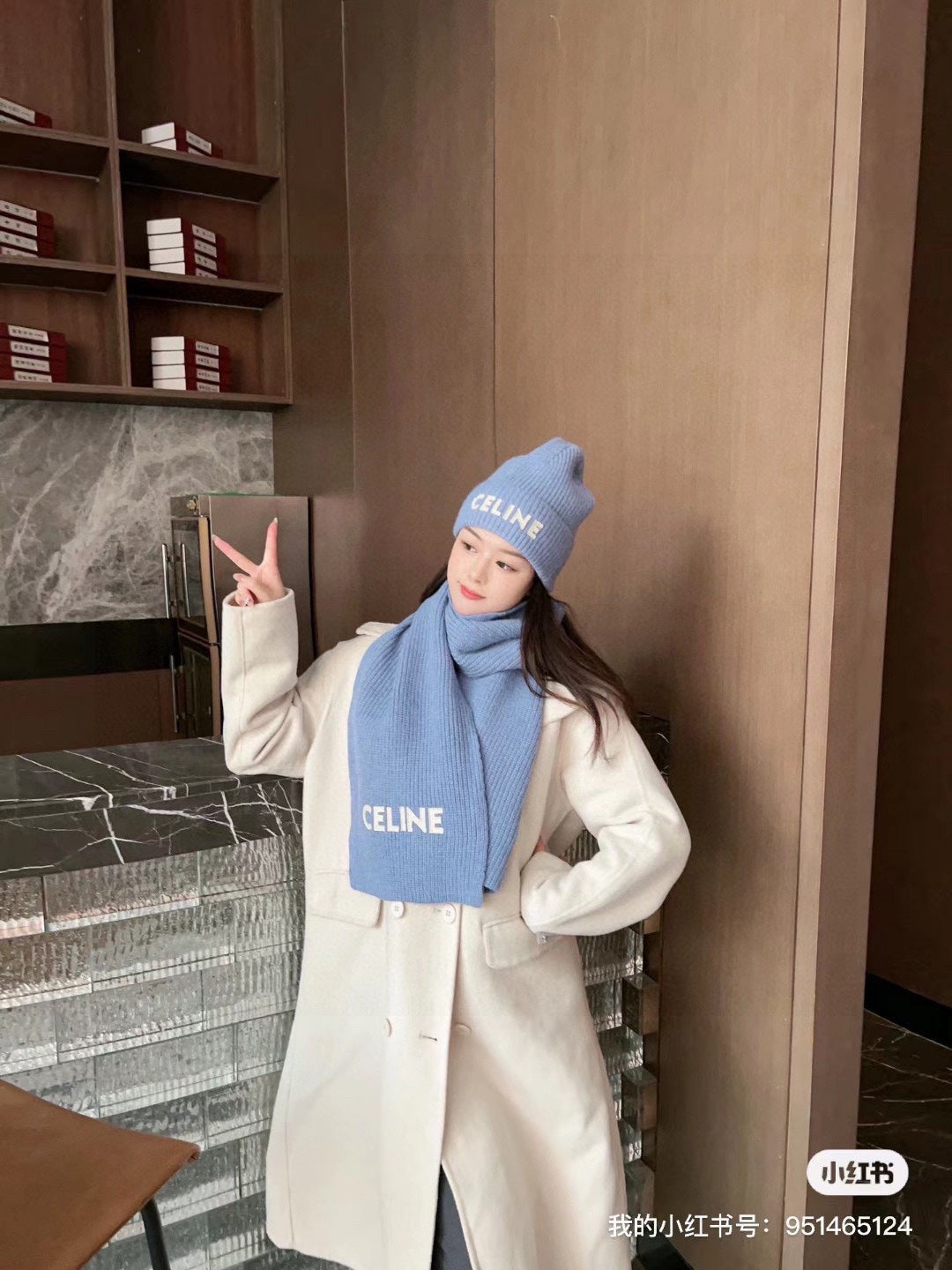 China Replica Celine Scarf 40usd Only