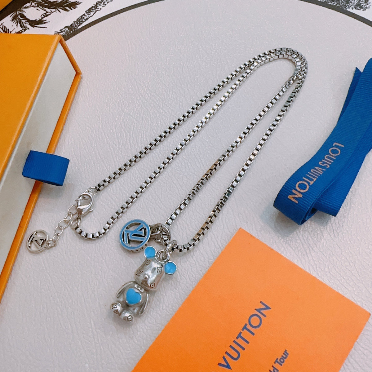 China Replica LV Necklaces 60usd Only