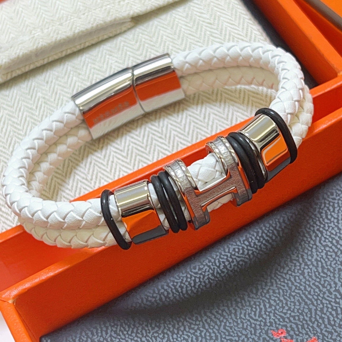 China Replica Hermes Bracelets 42usd Only