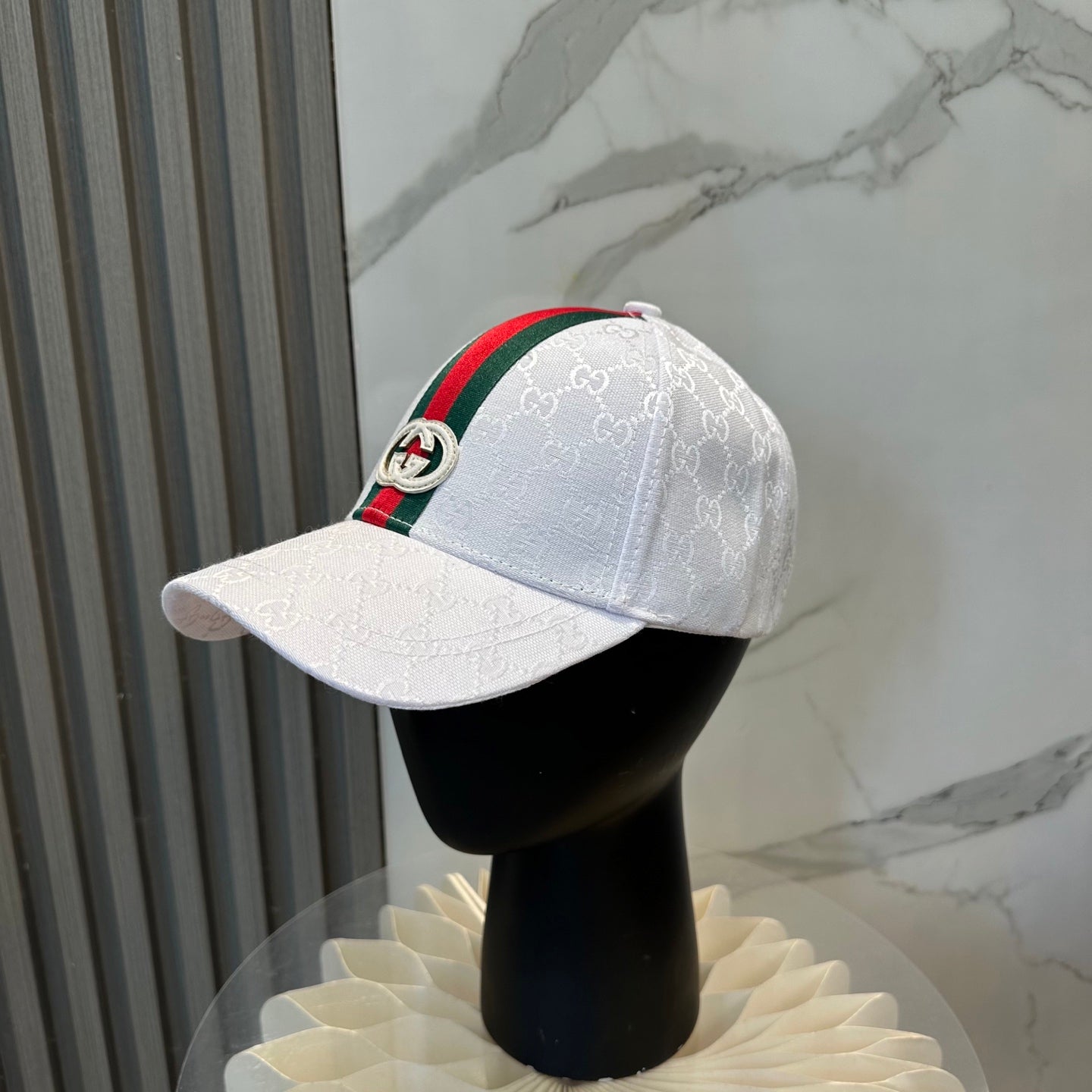 China Replica Gucci Hats 22usd Only