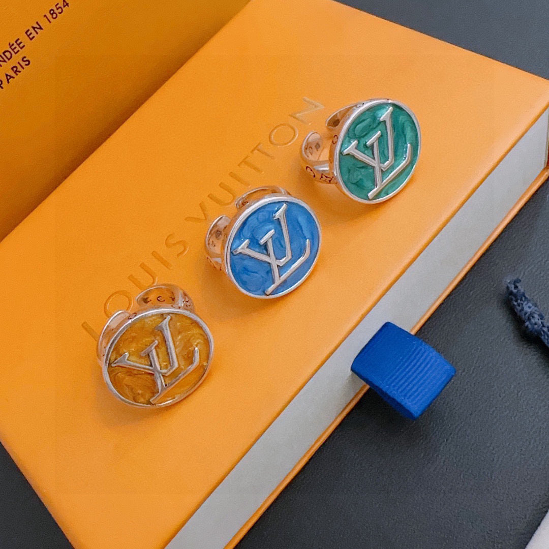 China Replica LV Rings 30usd Only
