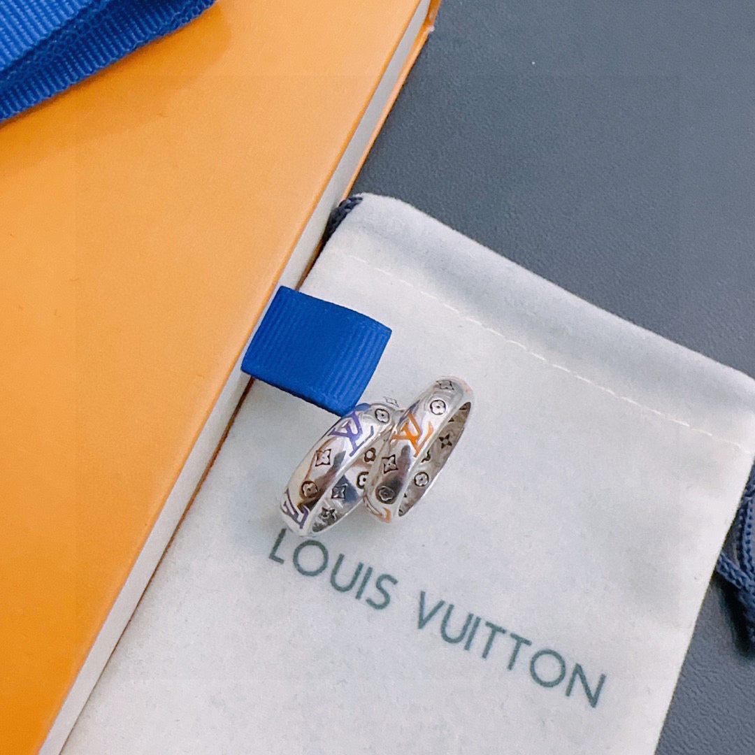 China Replica LV Rings 30usd Only