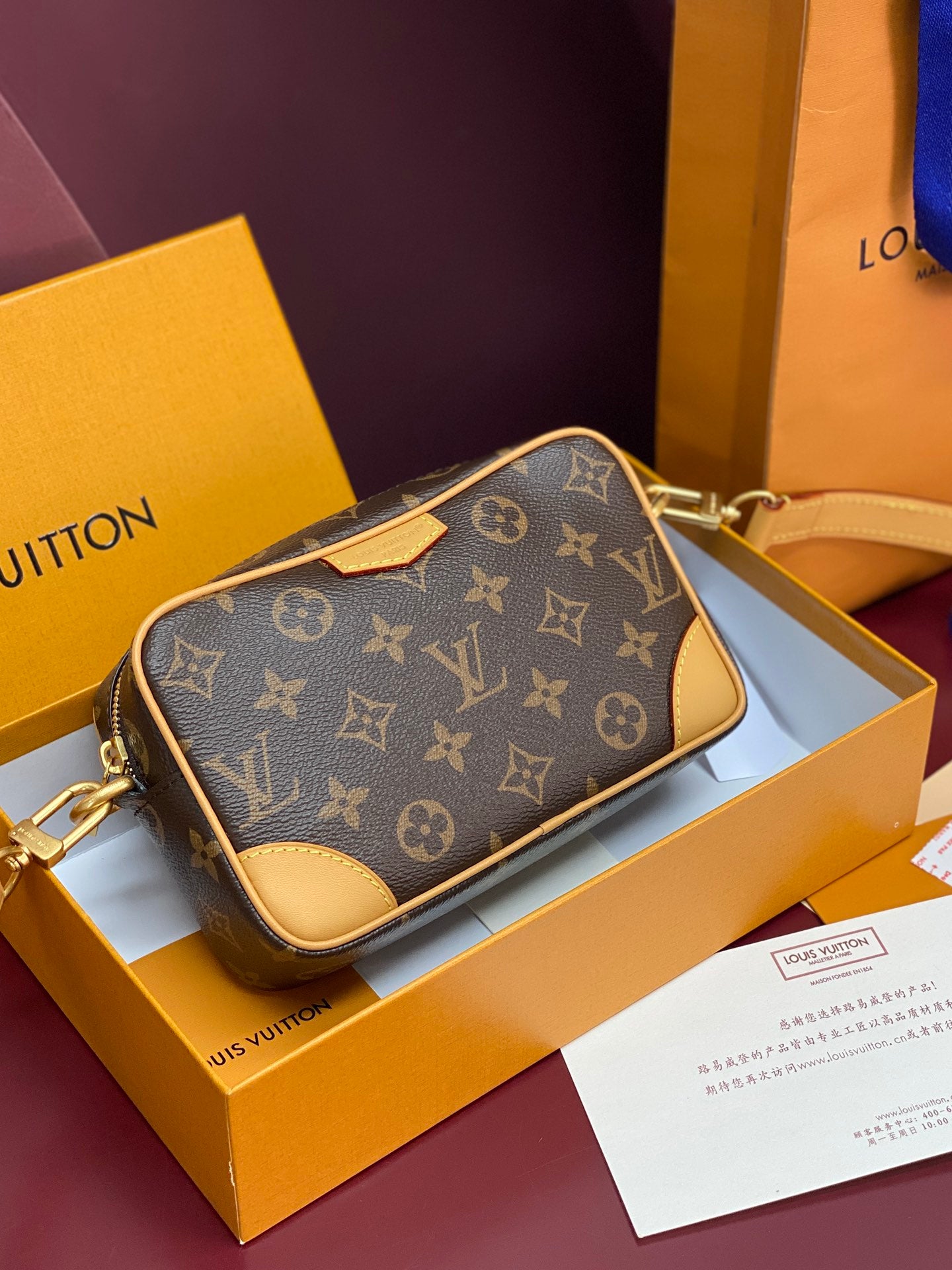 China Replica LV Handbags 93usd Only