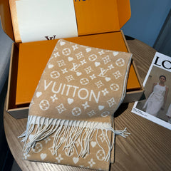 China Replica LV Scarf 44usd Only